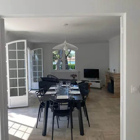Holiday home Renovee Avec Jardin, Veranda Et Parking, A 800m De La Plage - Ideal Famille, 6 Pers. - Fr-1-539-50 *