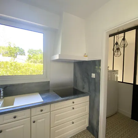 Renovee Avec Jardin, Veranda Et Parking, A 800m De La Plage - Ideal Famille, 6 Pers. - Fr-1-539-50 * Royan